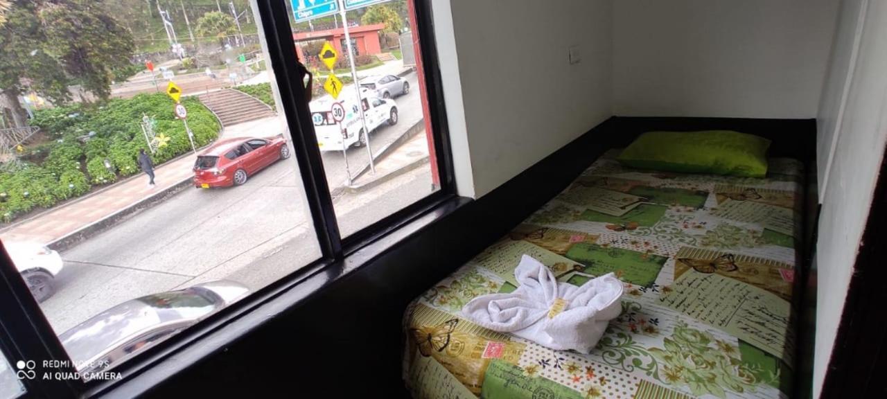 El Amanercer Parque Del Agua Residencia Muy Central Hotel Манисалес Екстериор снимка